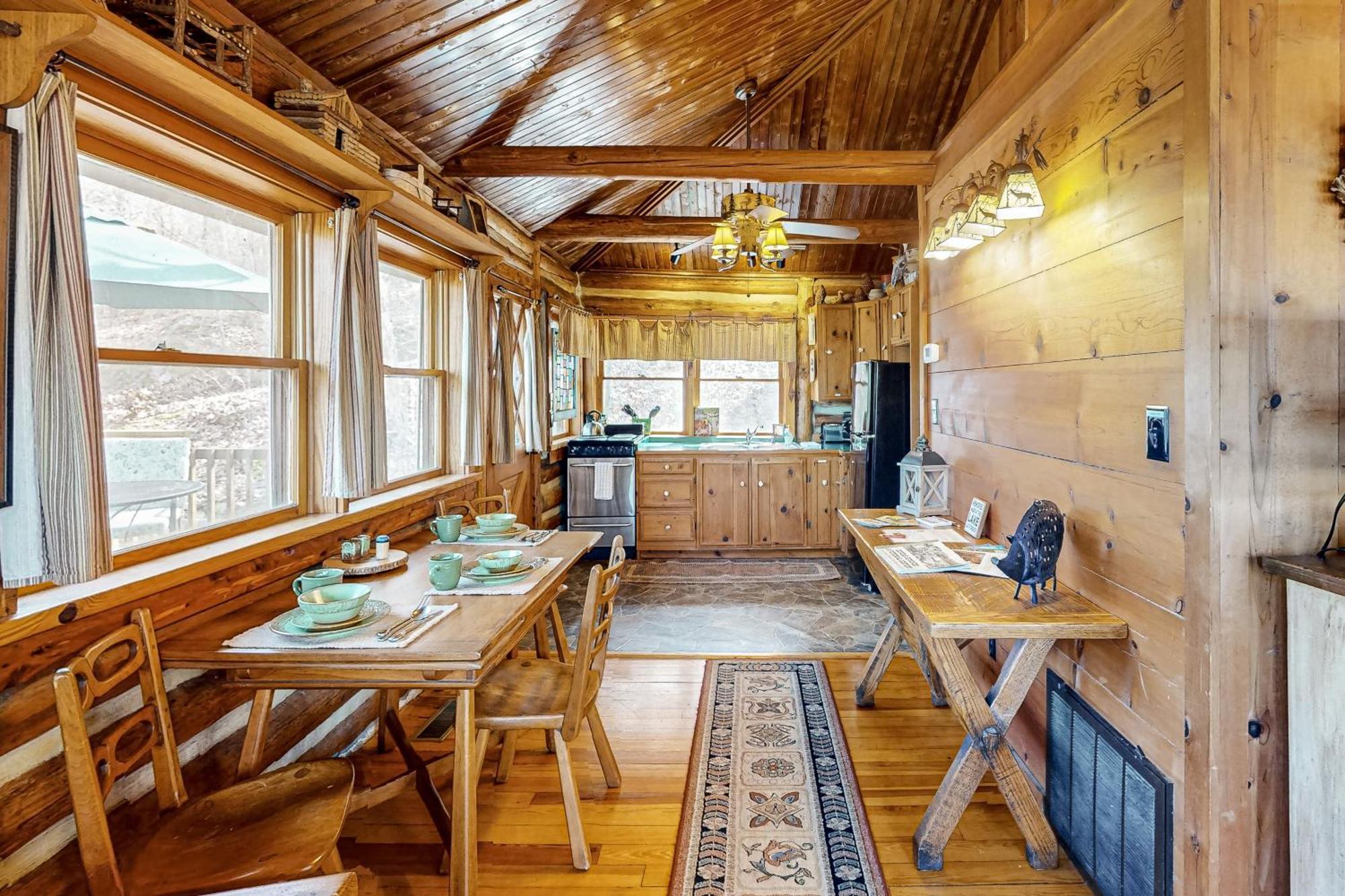 Lake Lucerne - Treehouse Cabin #01 Eureka Springs Extérieur photo