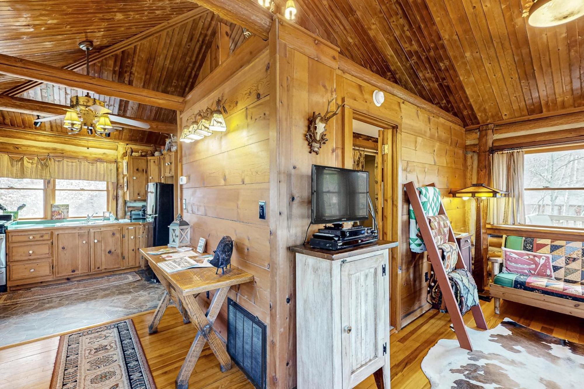Lake Lucerne - Treehouse Cabin #01 Eureka Springs Extérieur photo
